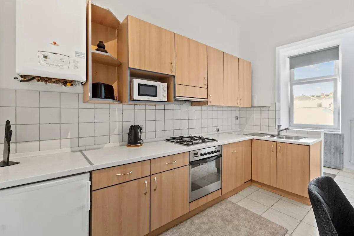 Fast Wifi I 4 Min To U3 Zipperer Strasse Apartment Vienna Austria