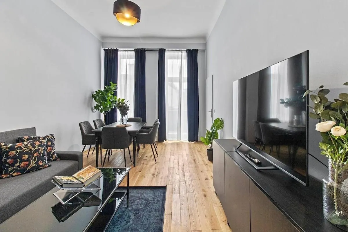 Fast Wifi I 4 Min To U3 Zipperer Strasse Apartment Vienna 0*,  Austria